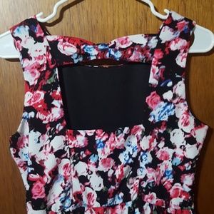 🍁Women's short dress sz large